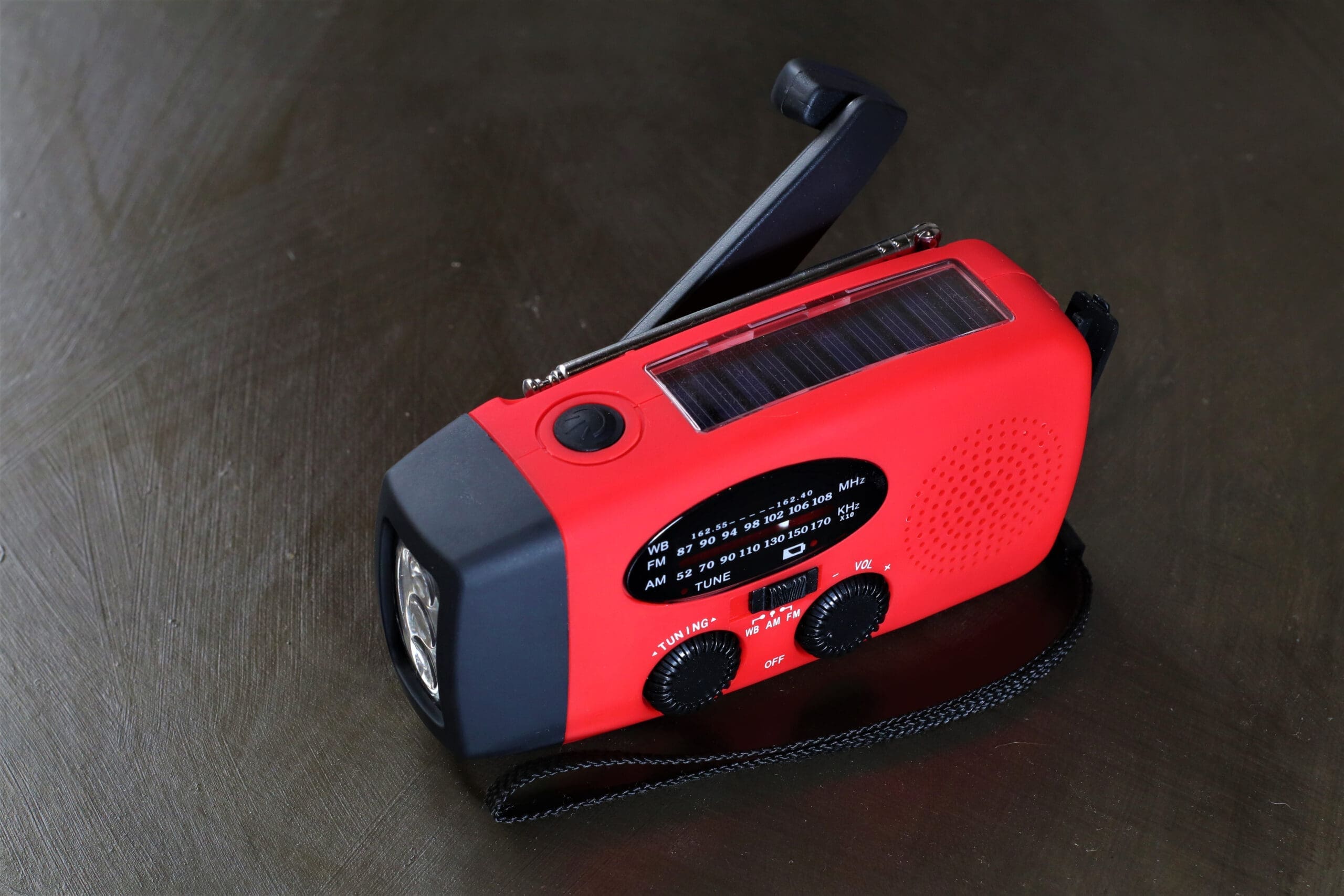 A,Radio,Is,Essential,To,Receive,Emergency,Information.,Any,Hand-cranked